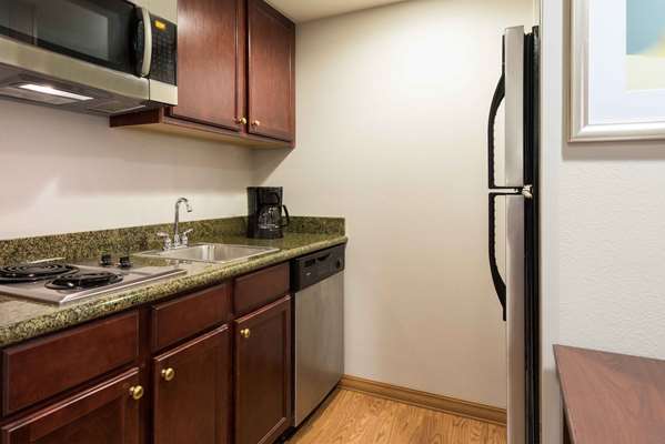  - Homewood Suites by Hilton Airport West Tampa
