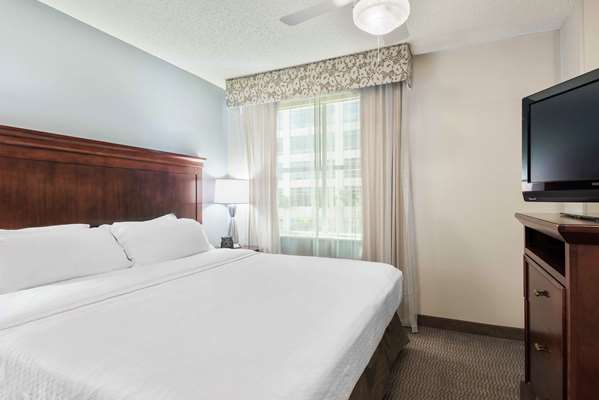  - Homewood Suites by Hilton Airport West Tampa