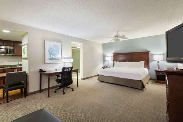  - Homewood Suites by Hilton Airport West Tampa