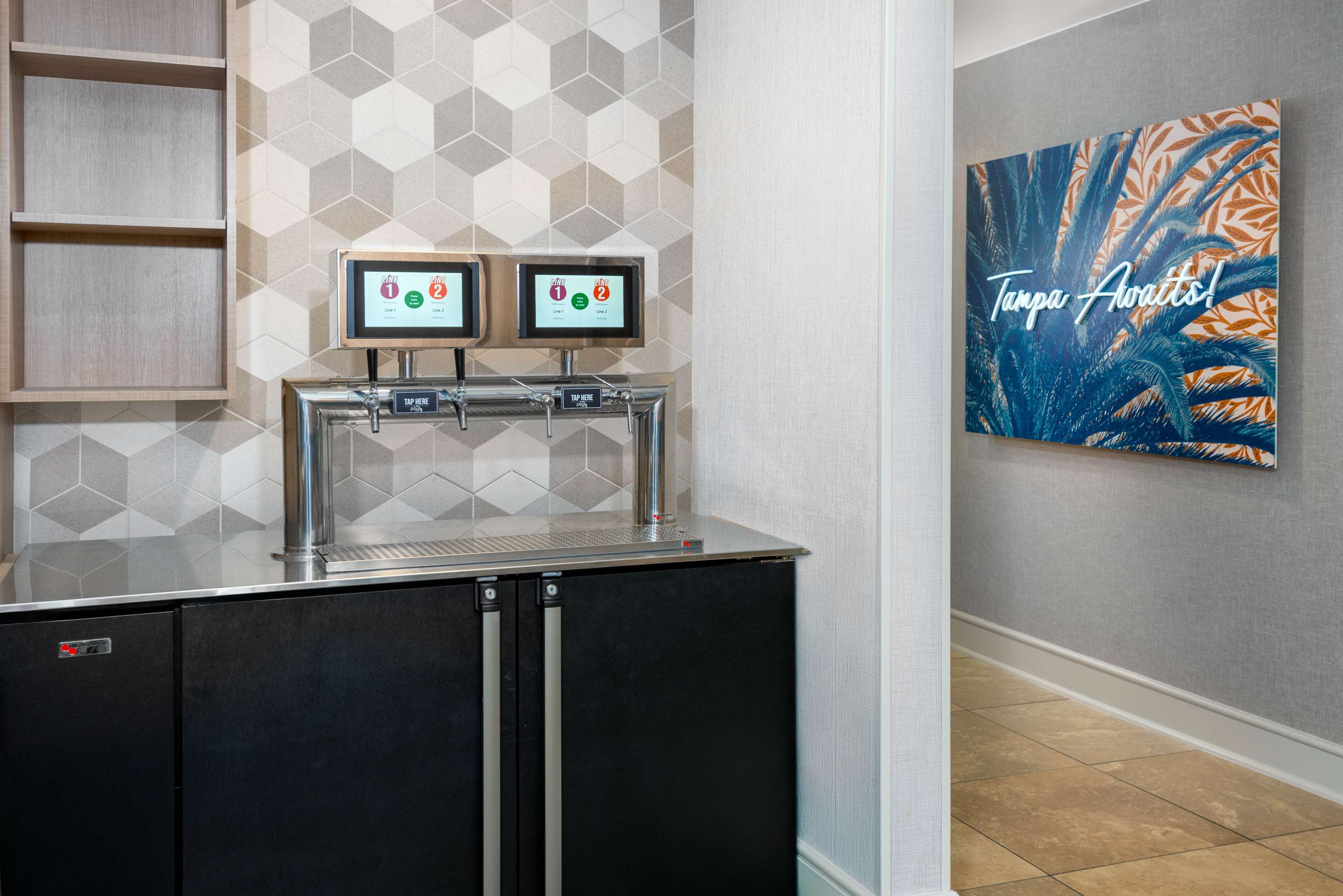 Restaurant | Homewood Suites Tampa Airport