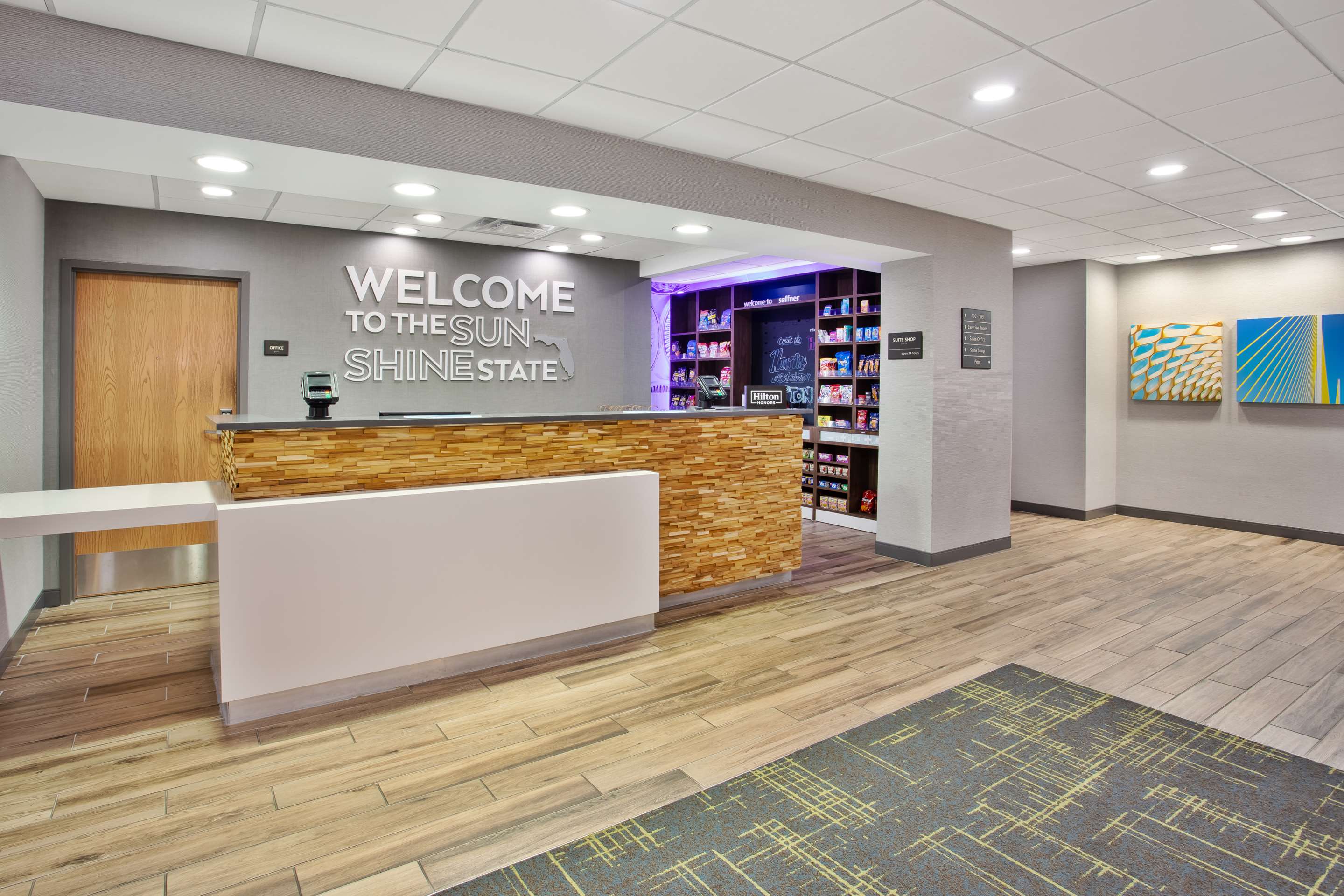 Reception | Hampton Inn & Suites Tampa East (Casino Area)
