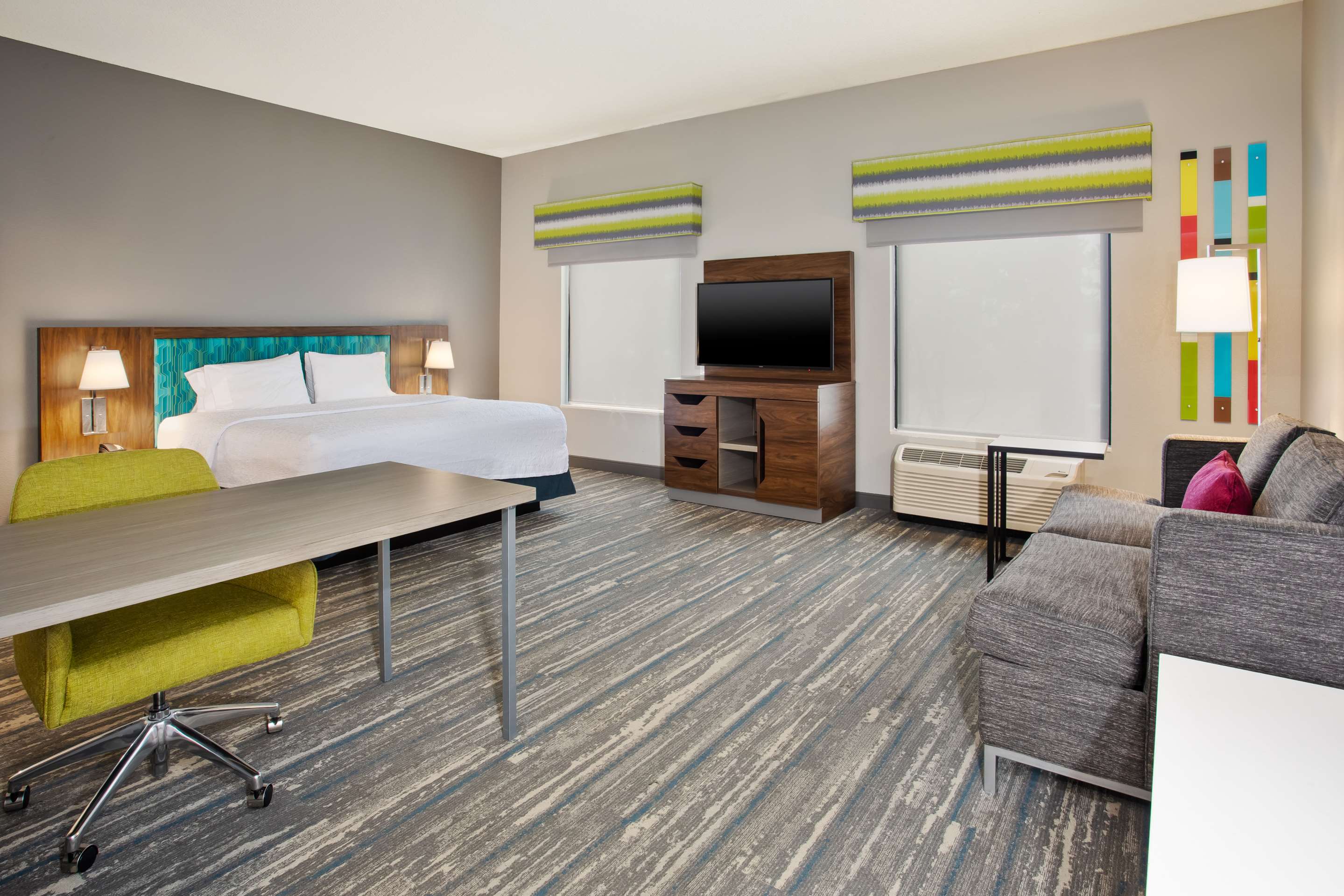 Guest room
