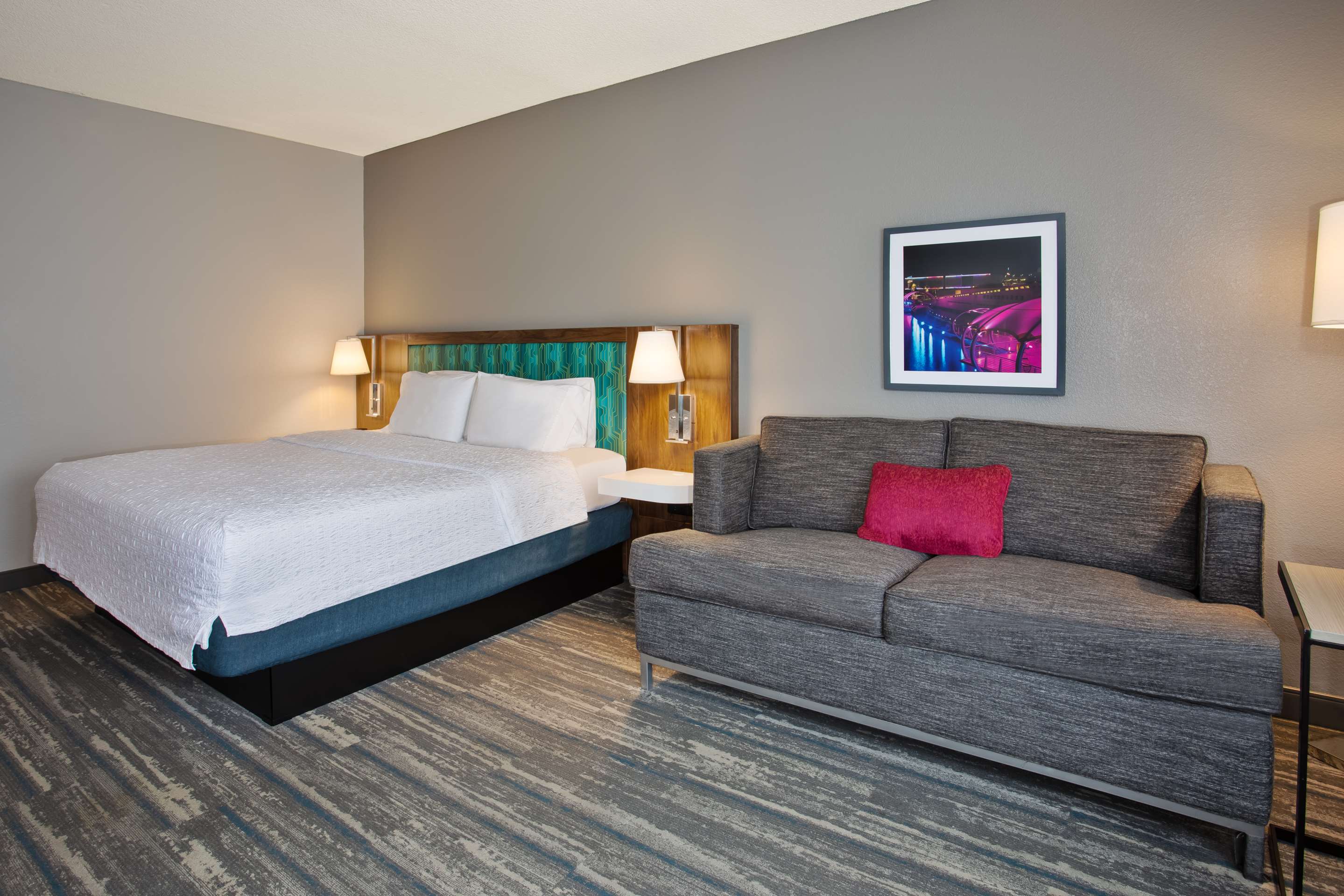 Guest room