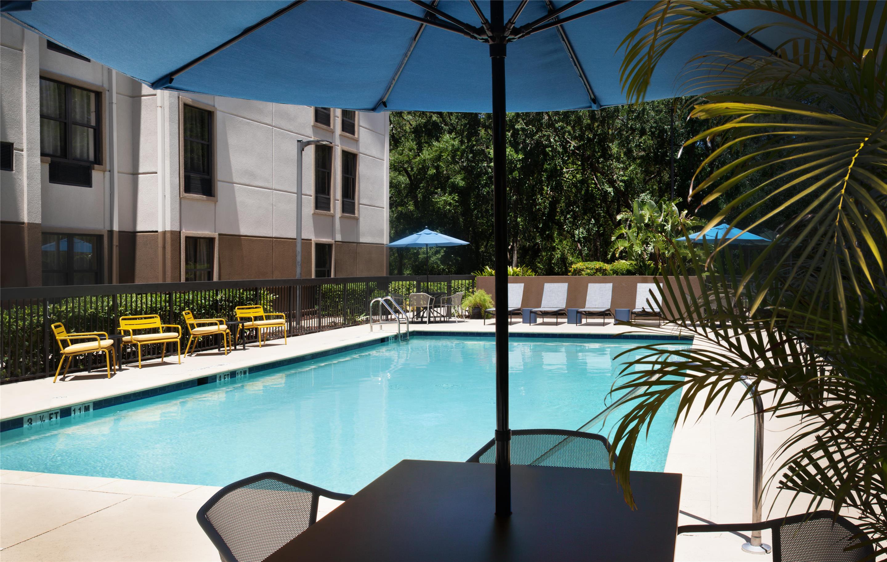 Pool | Hampton Inn & Suites Tampa-North