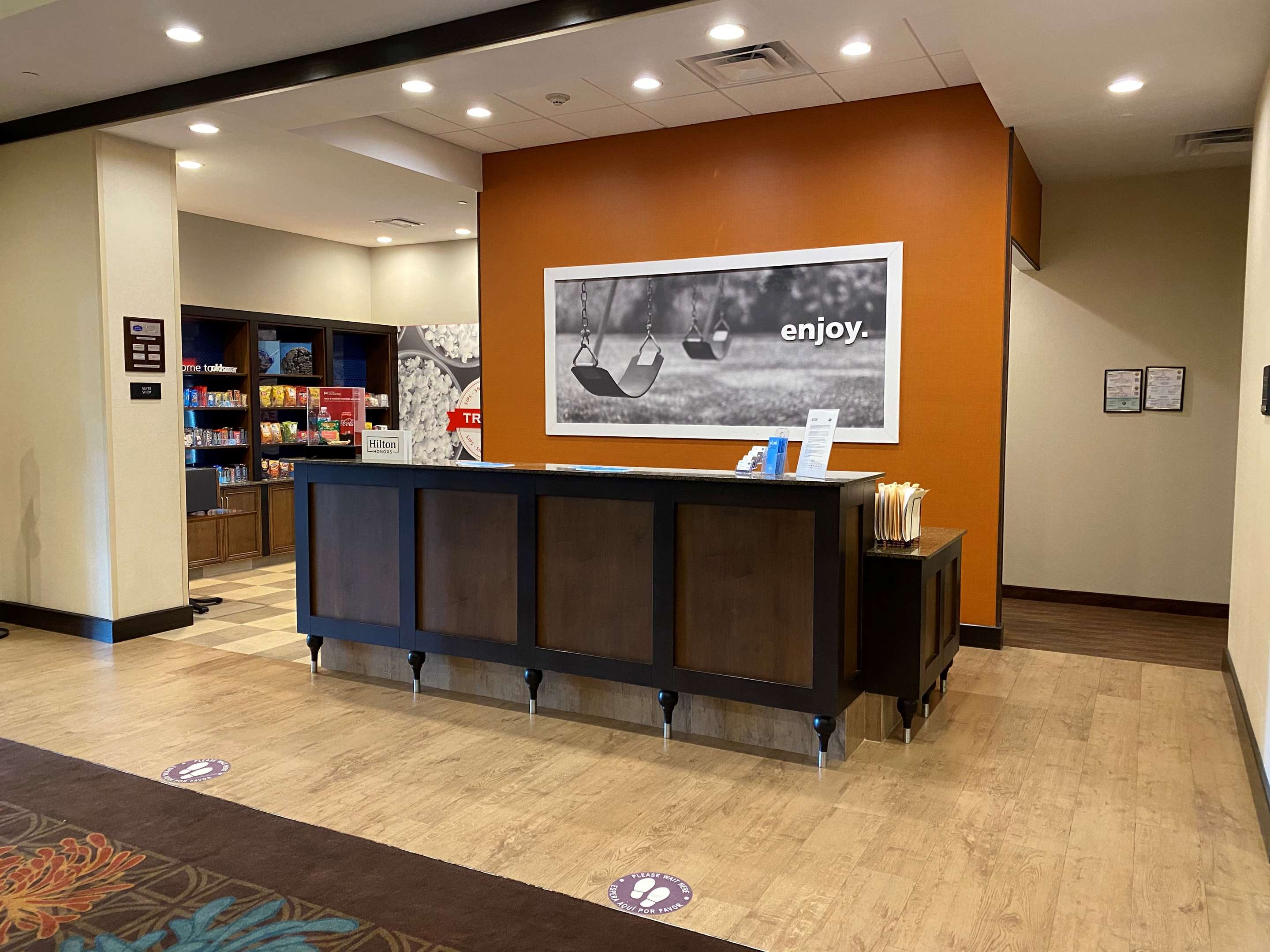 Reception | Hampton Inn & Suites Tampa Northwest/Oldsmar