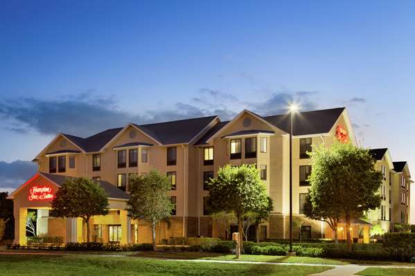 Exterior view - Hampton Inn & Suites Tarpon Springs