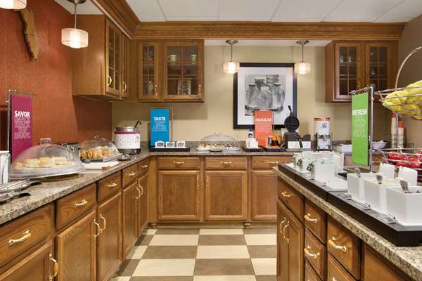 Restaurant - Hampton Inn & Suites Tarpon Springs