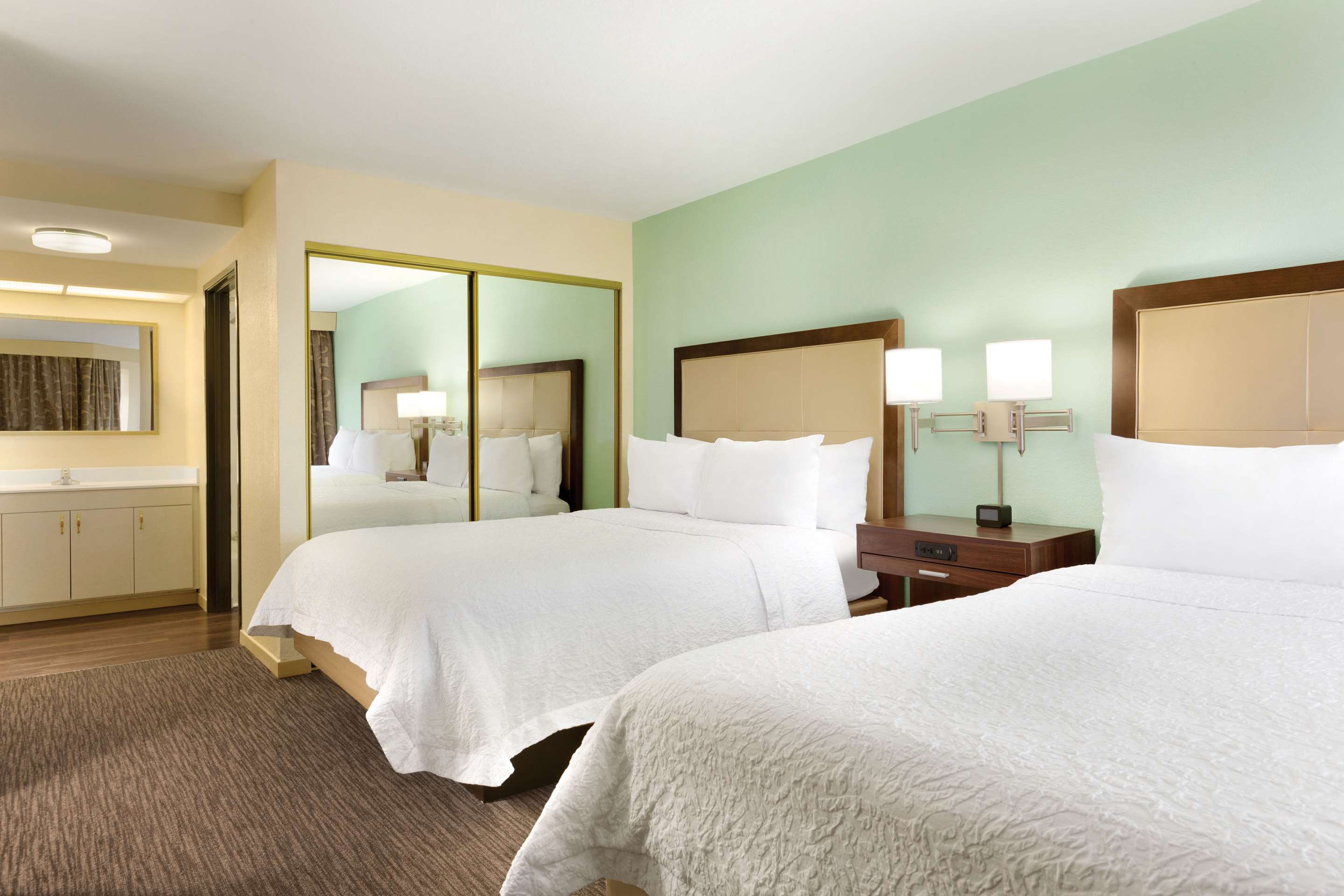 Guest room
