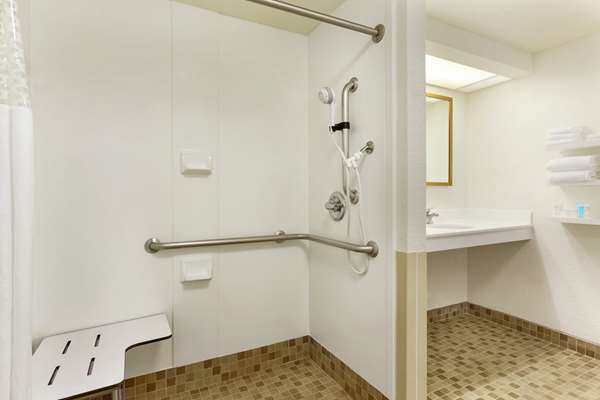  - Hampton Inn & Suites Tarpon Springs