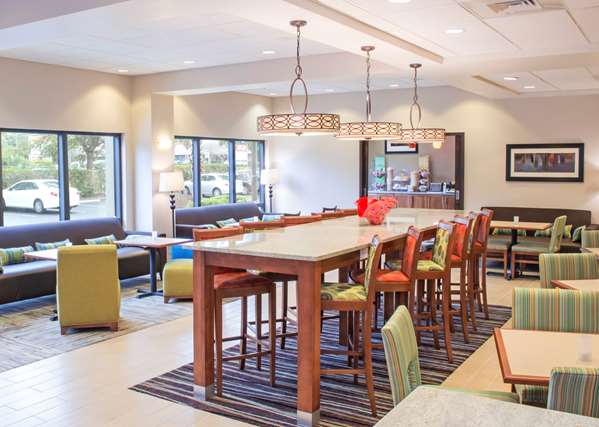 Restaurant - Hampton Inn Northwest Tampa