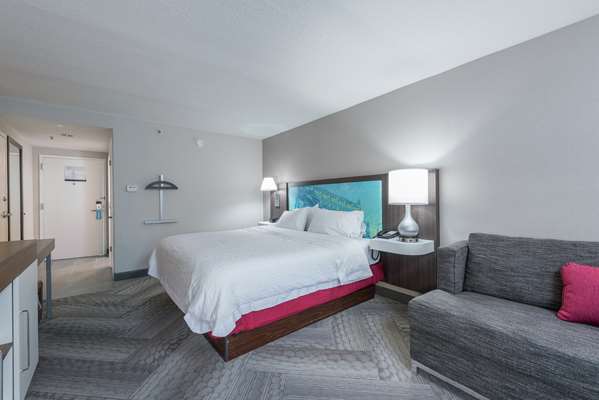  - Hampton Inn Northwest Tampa