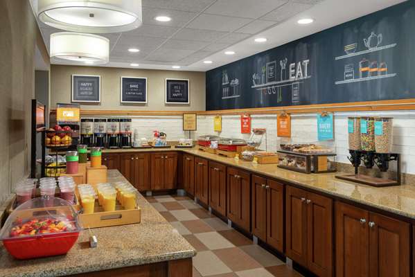 Amenities - Hampton Inn & Suites Downtown Tampa - I-4, Exit 1