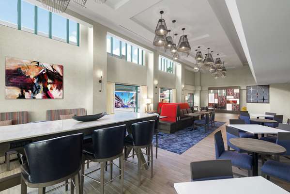 Amenities - Hampton Inn & Suites Downtown Tampa - I-4, Exit 1