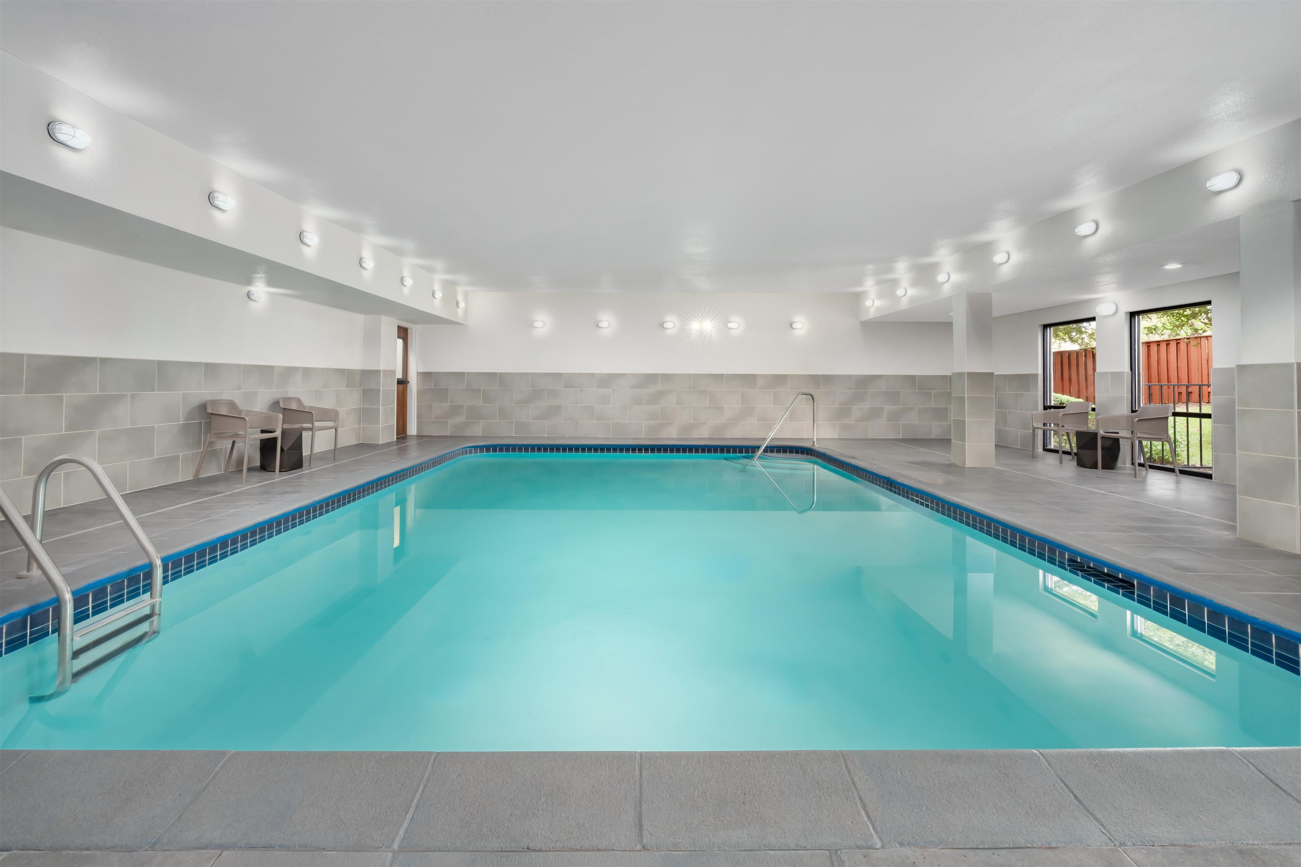 Pool | Hampton Inn Tracy