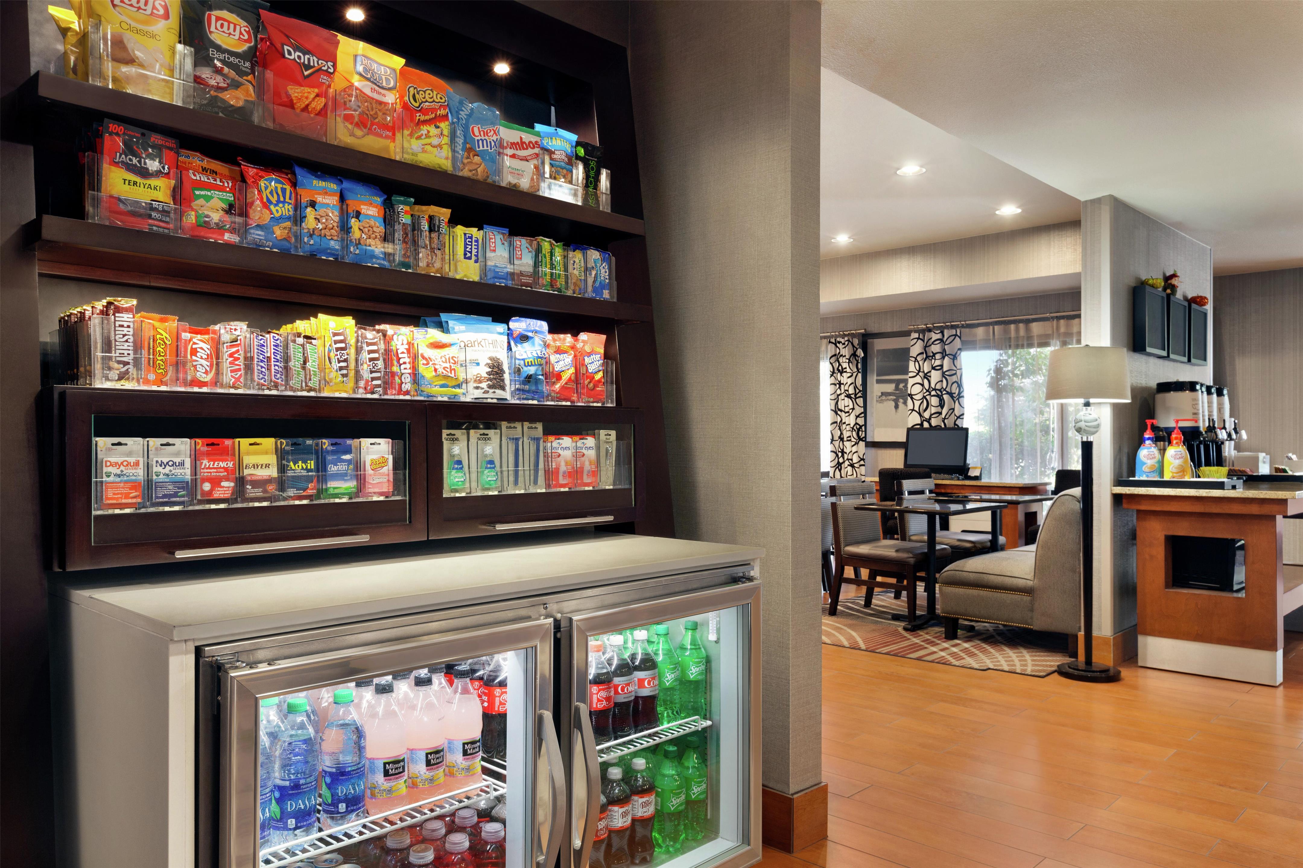 Restaurant | Hampton Inn Tracy