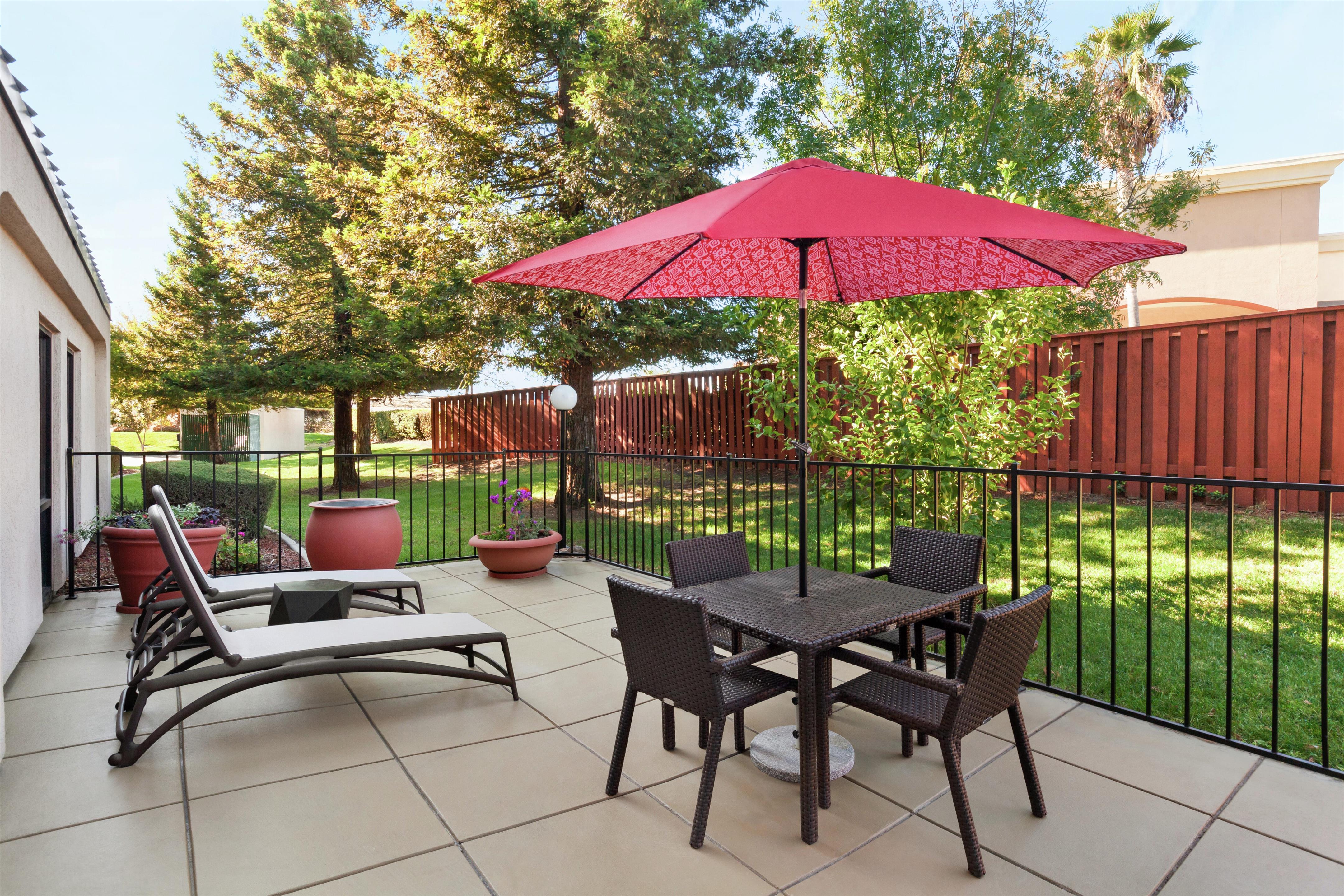 Exterior | Hampton Inn Tracy