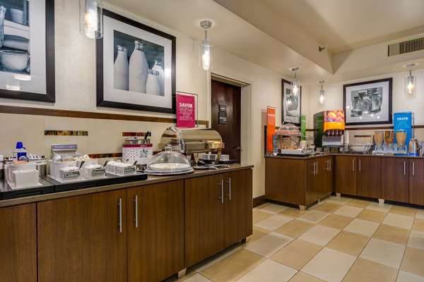 Restaurant - Hampton Inn Johnson City