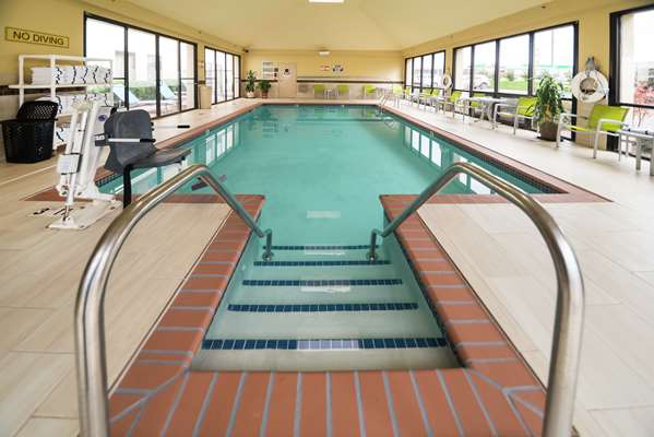 Pool - Hampton Inn Broken Arrow