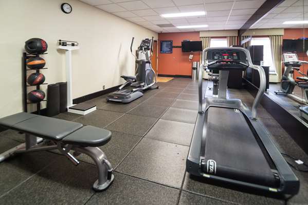 Fitness/ Exercise Room - Hampton Inn Broken Arrow