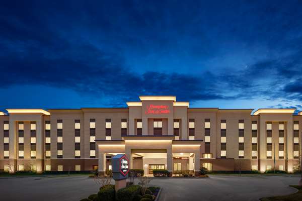 Exterior view - Hampton Inn & Suites Aquarium Tulsa