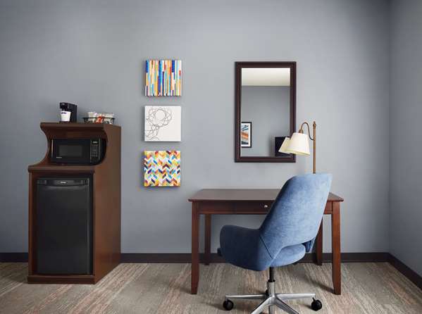  - Hampton Inn & Suites Aquarium Tulsa