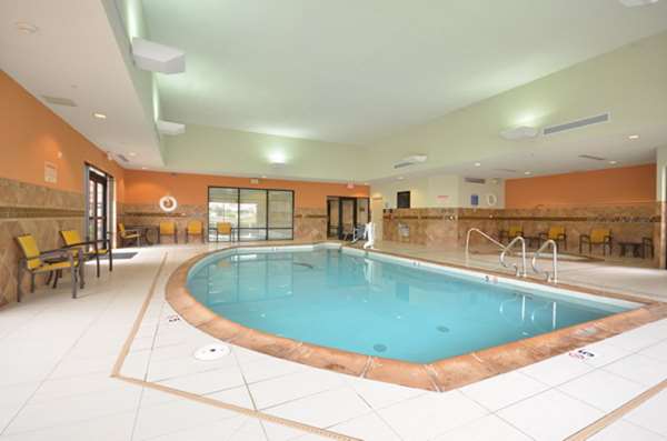 Pool - Hampton Inn & Suites Catoosa - I-44, Exit 240