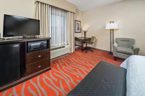  - Hampton Inn & Suites Catoosa - I-44, Exit 240