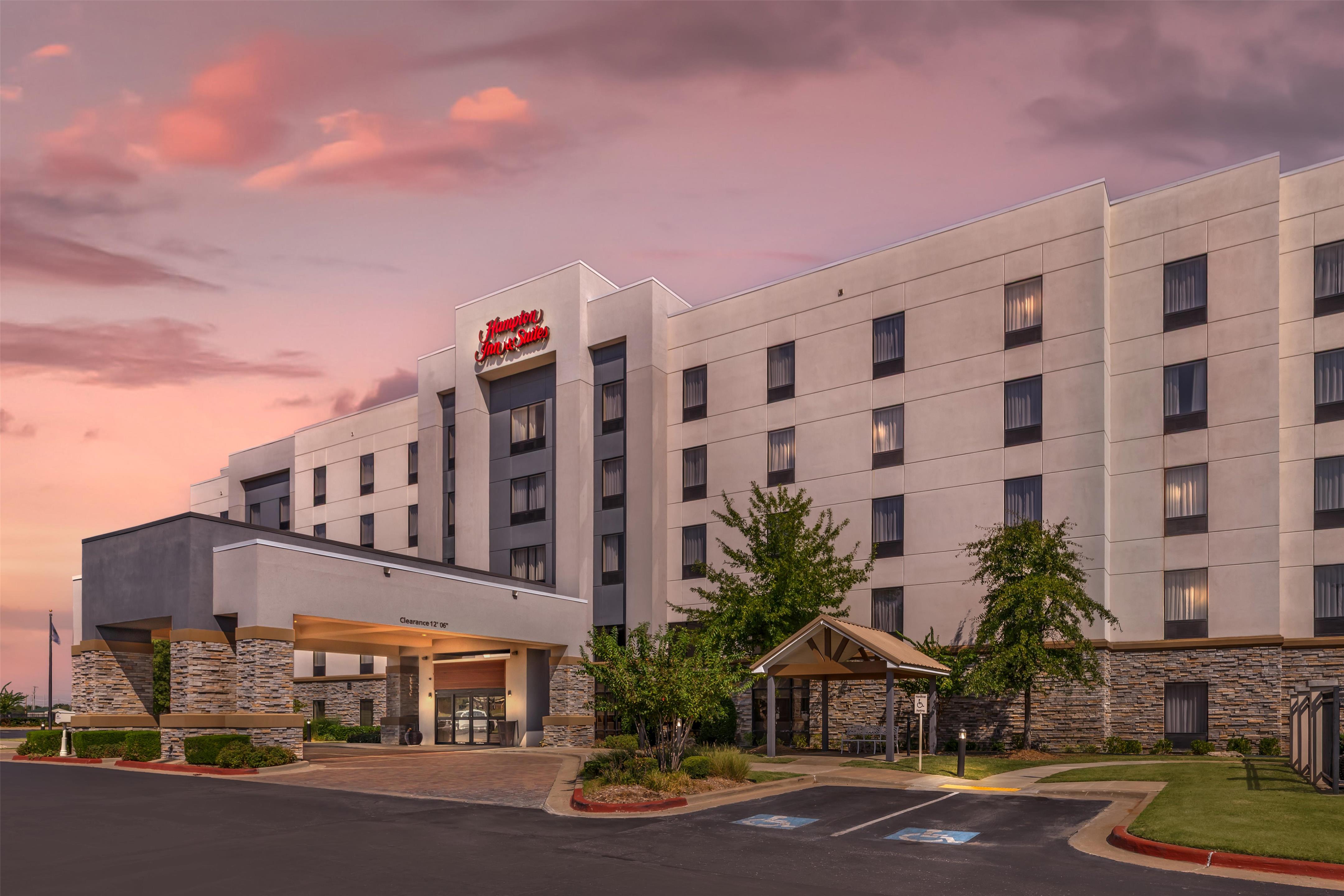 Exterior | Hampton Inn & Suites Tulsa/Catoosa