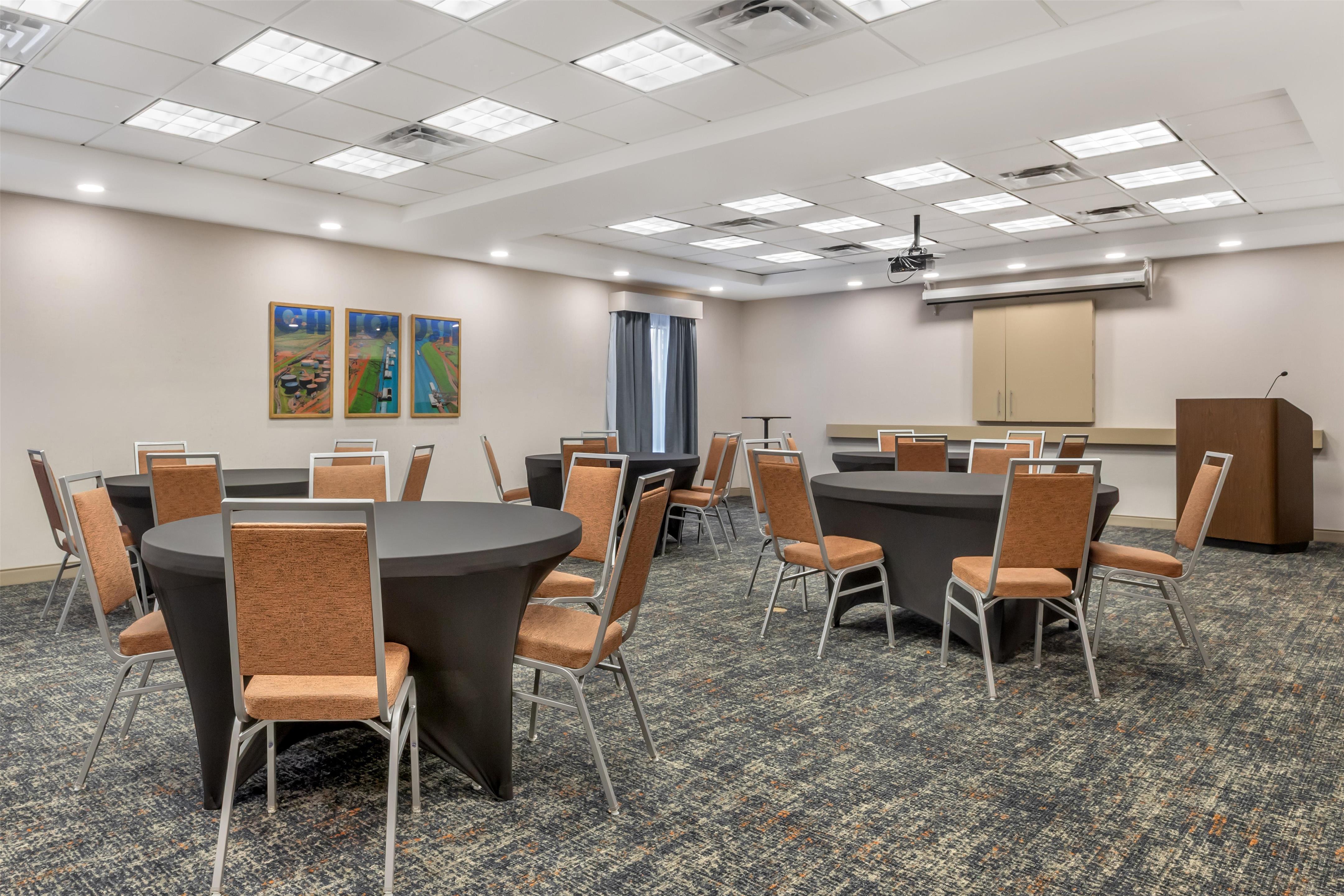 Meeting Room | Hampton Inn & Suites Tulsa/Catoosa