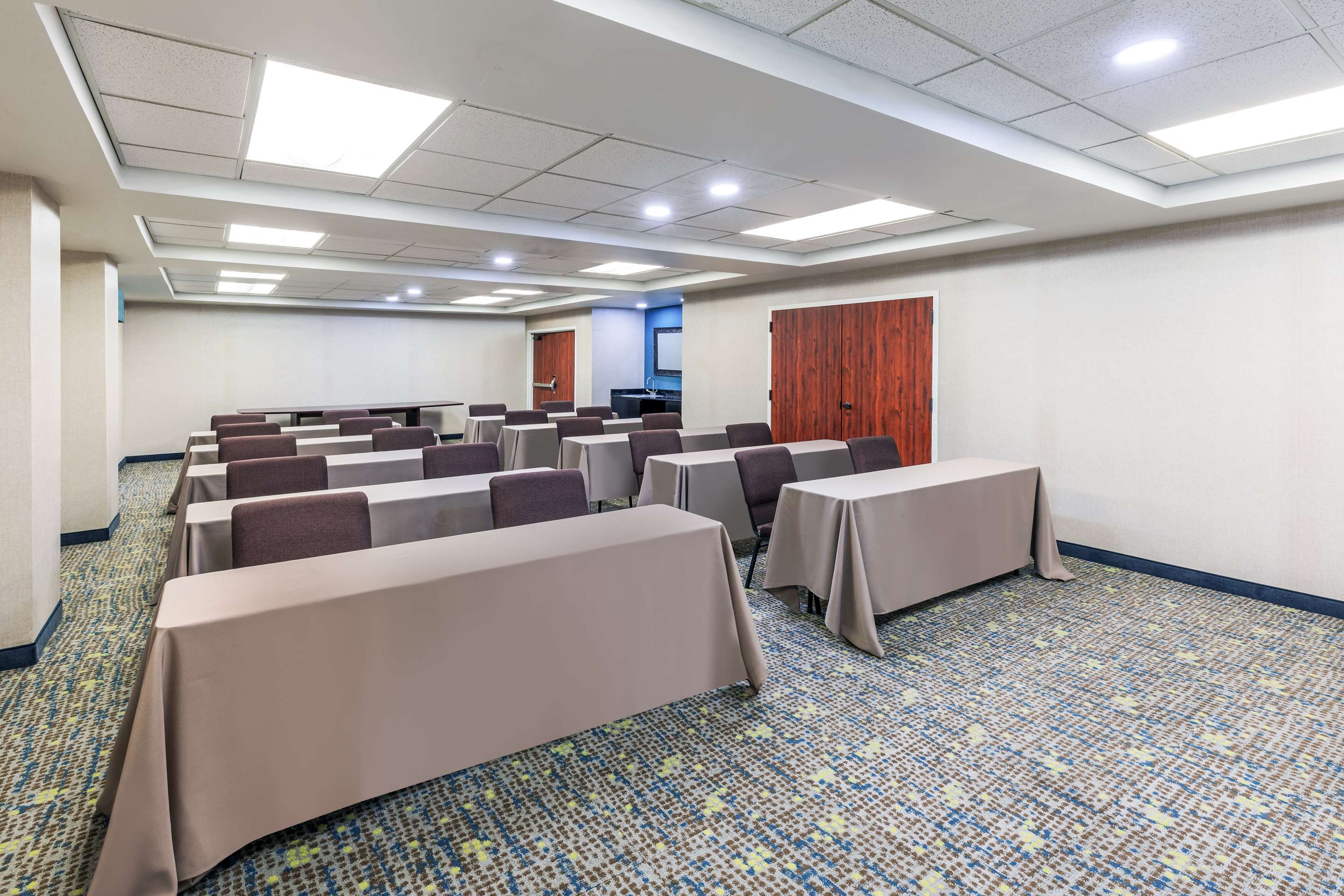 Meeting Room | Hampton Inn & Suites Tulsa-Woodland Hills 71st-Memorial