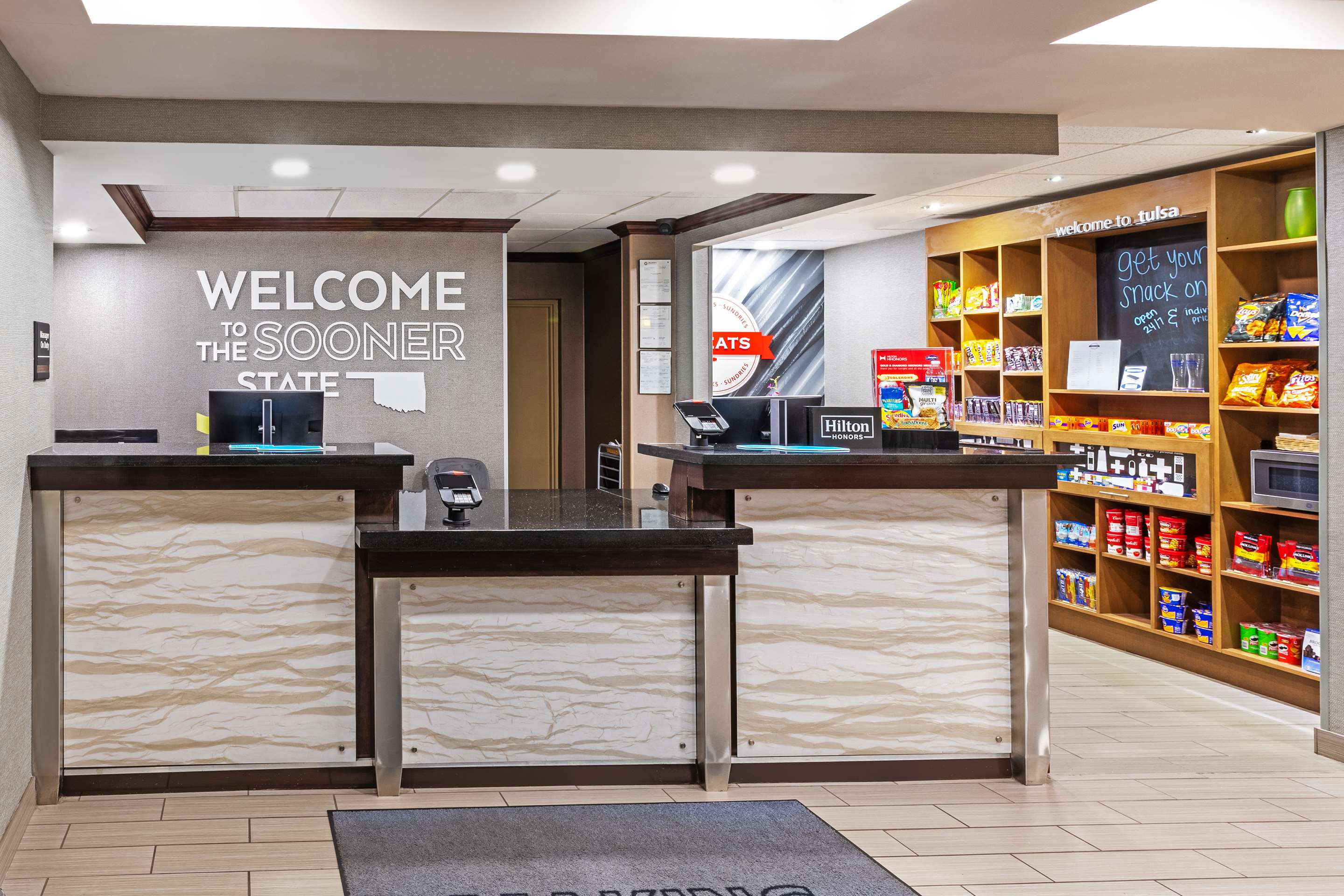 Reception | Hampton Inn & Suites Tulsa-Woodland Hills 71st-Memorial