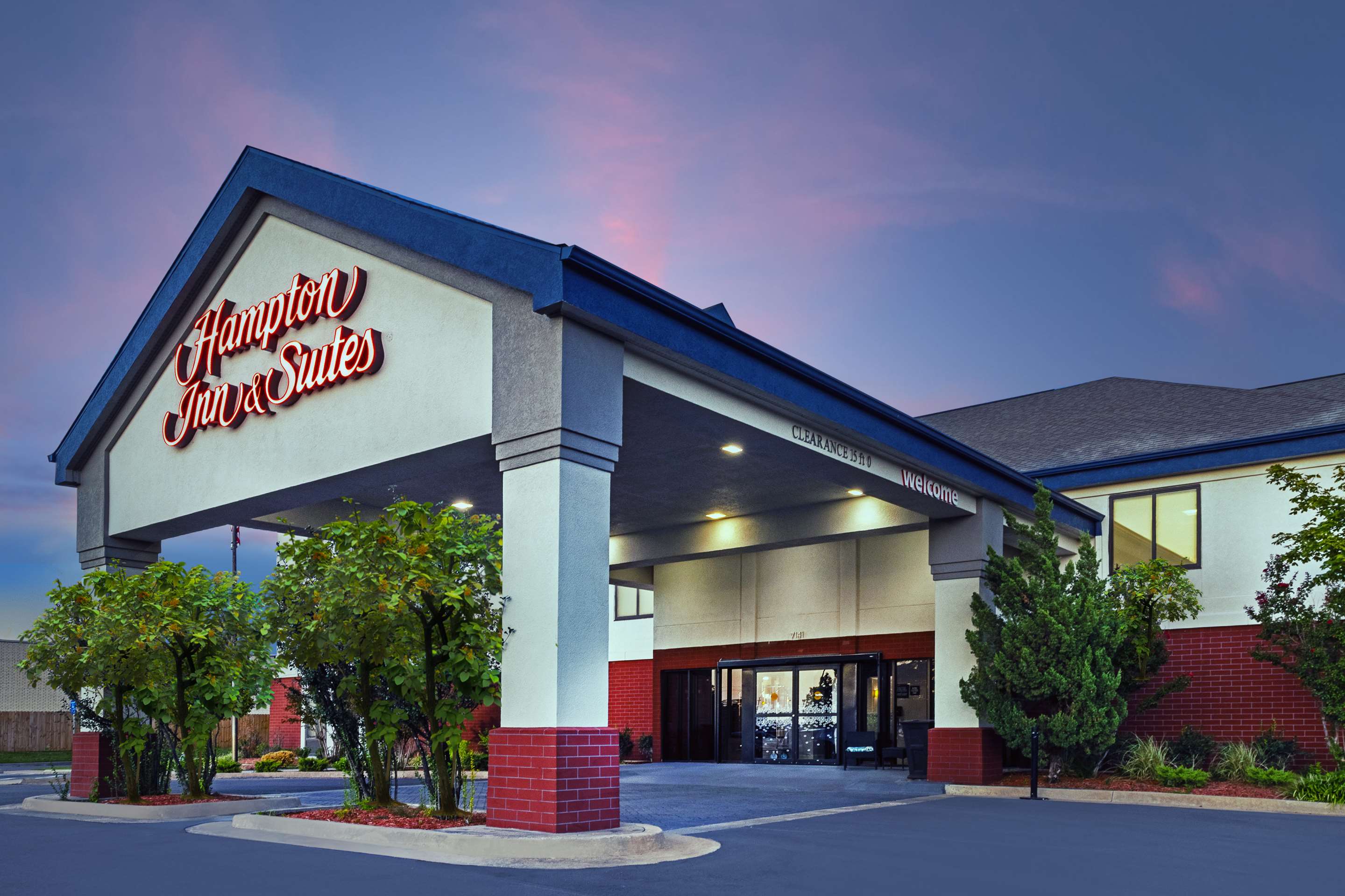 Exterior | Hampton Inn & Suites Tulsa-Woodland Hills 71st-Memorial