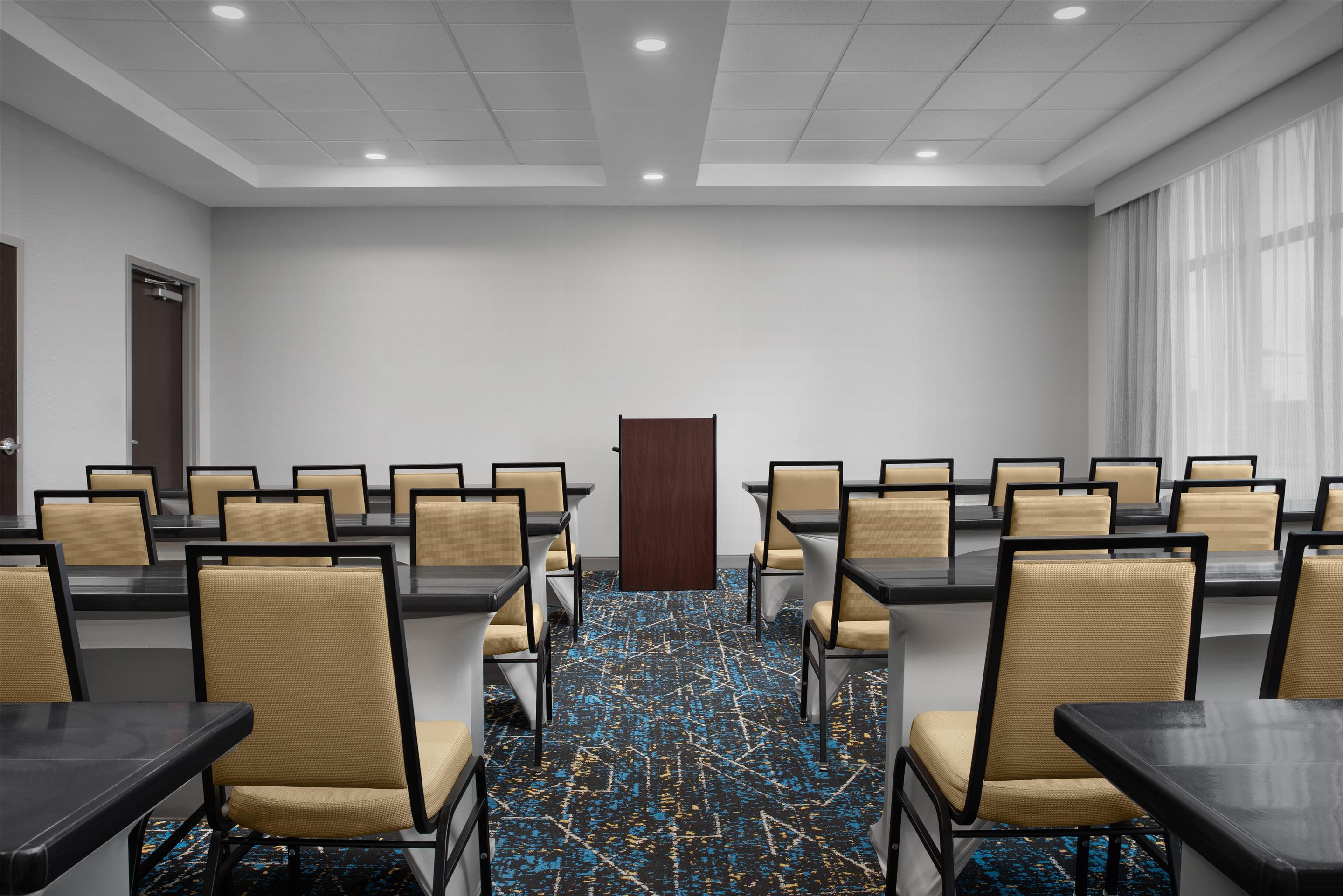 Meeting Room | Hampton Inn & Suites Tupelo/Barnes Crossing