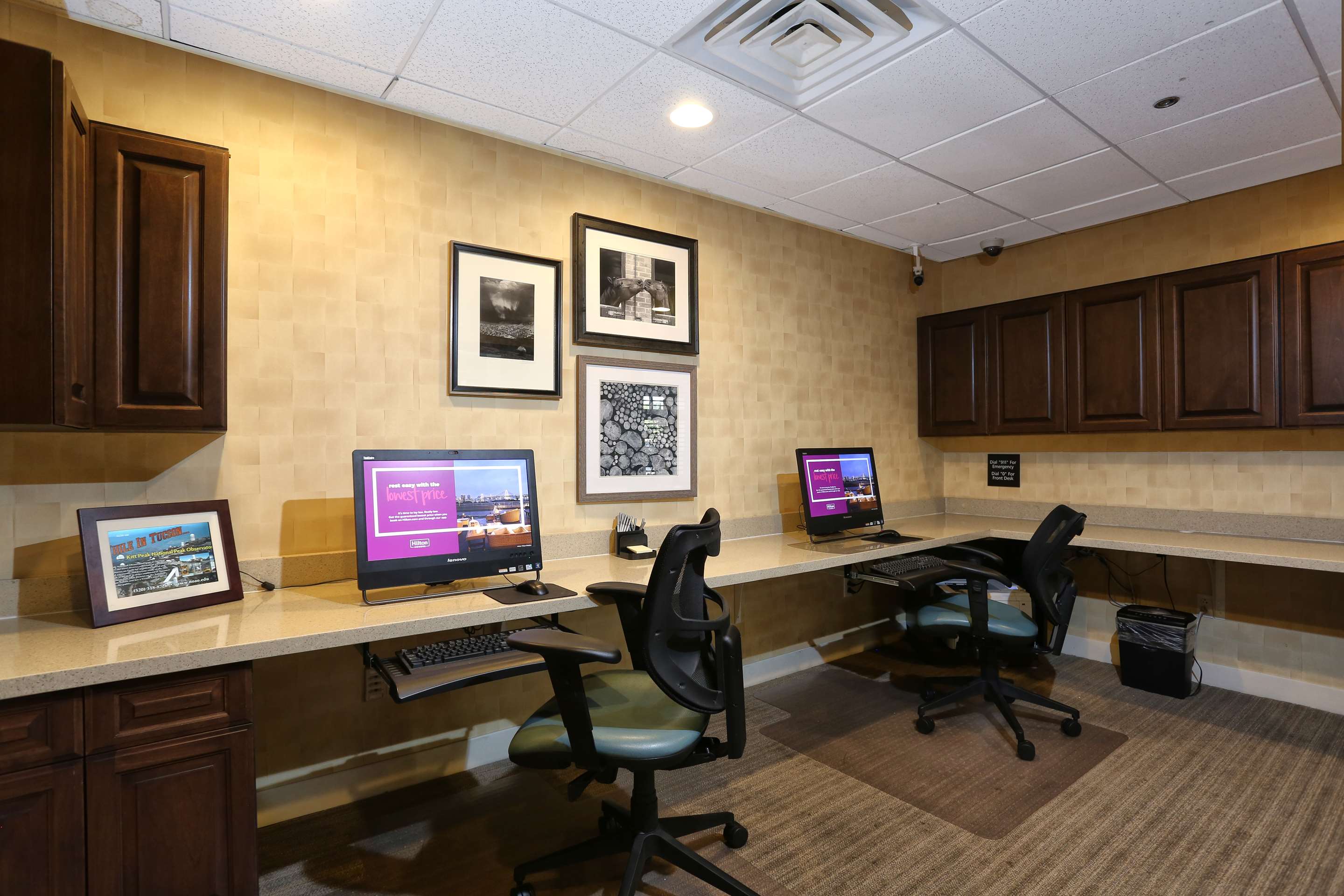 Business Center | Hampton Inn & Suites Tucson-Mall