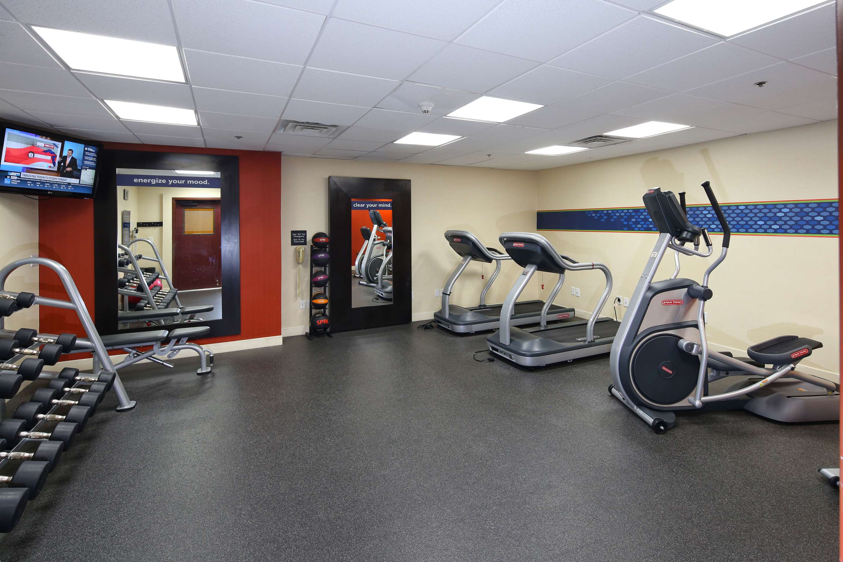 Health club fitness center gym | Hampton Inn & Suites Tucson-Mall