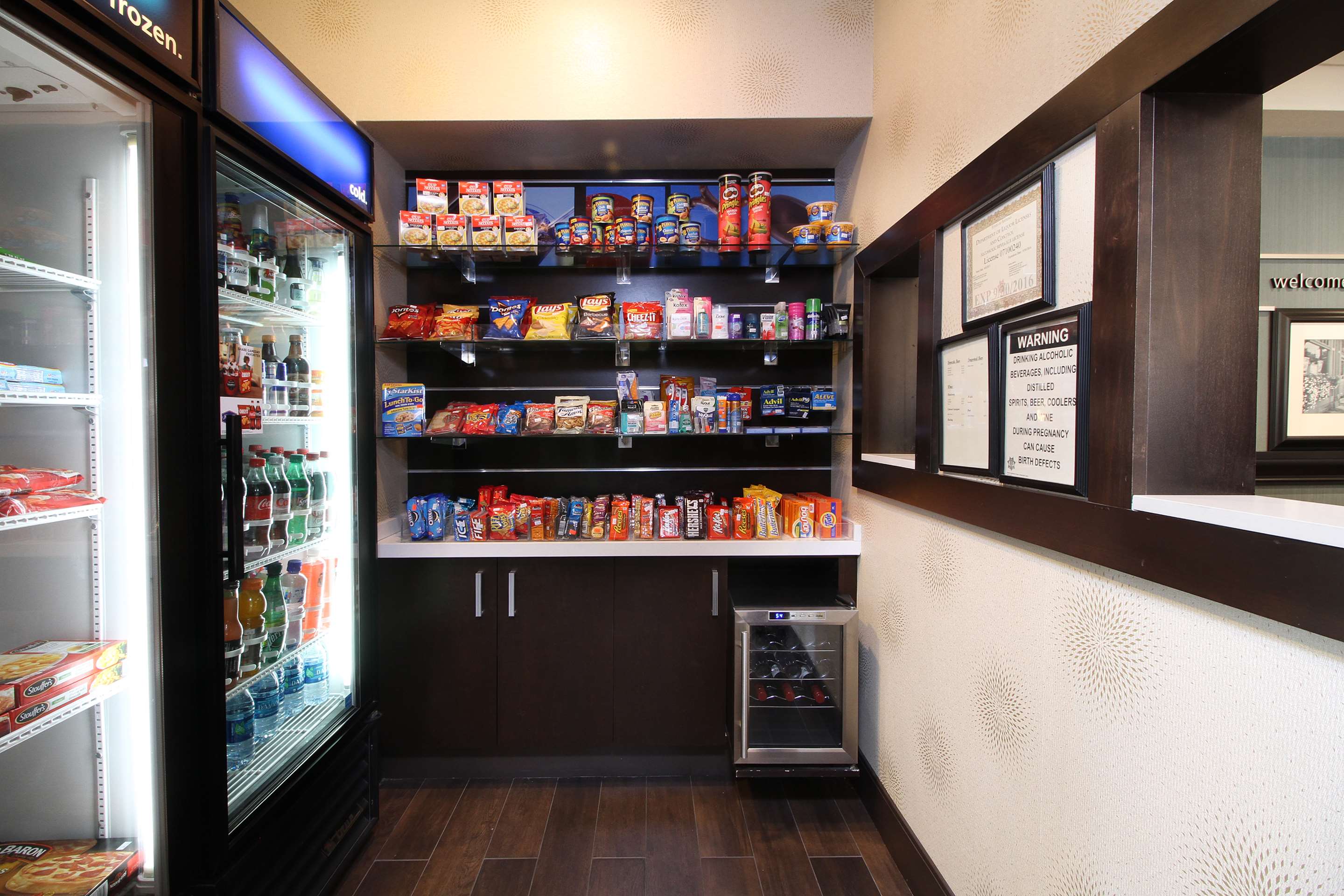 Restaurant | Hampton Inn Tucson-Airport