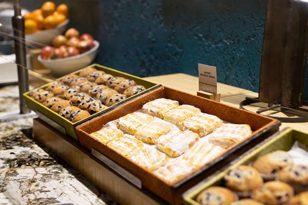 Amenities - DoubleTree Suites by Hilton Tucson