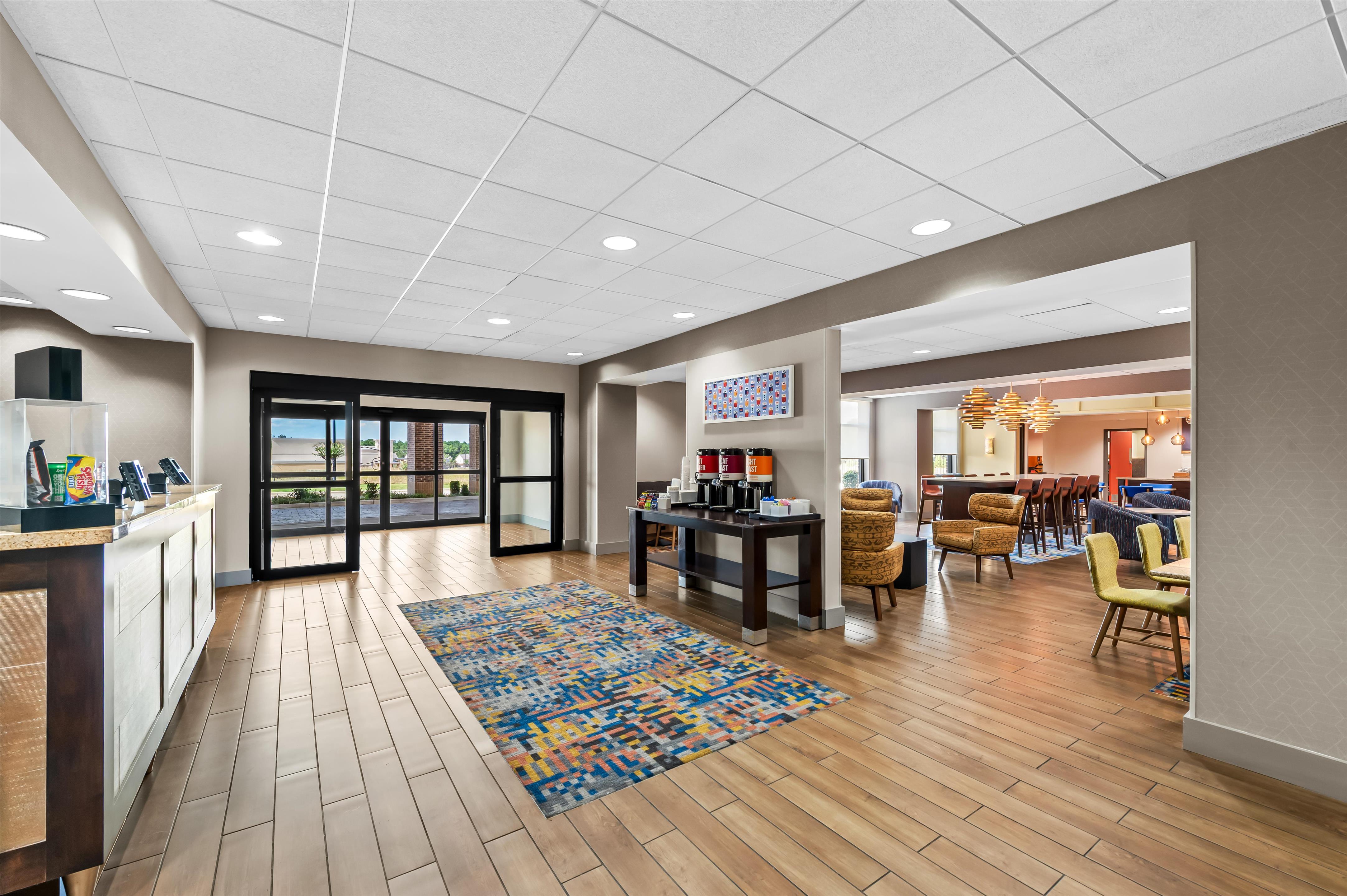 Lobby | Hampton Inn Texarkana Arkansas