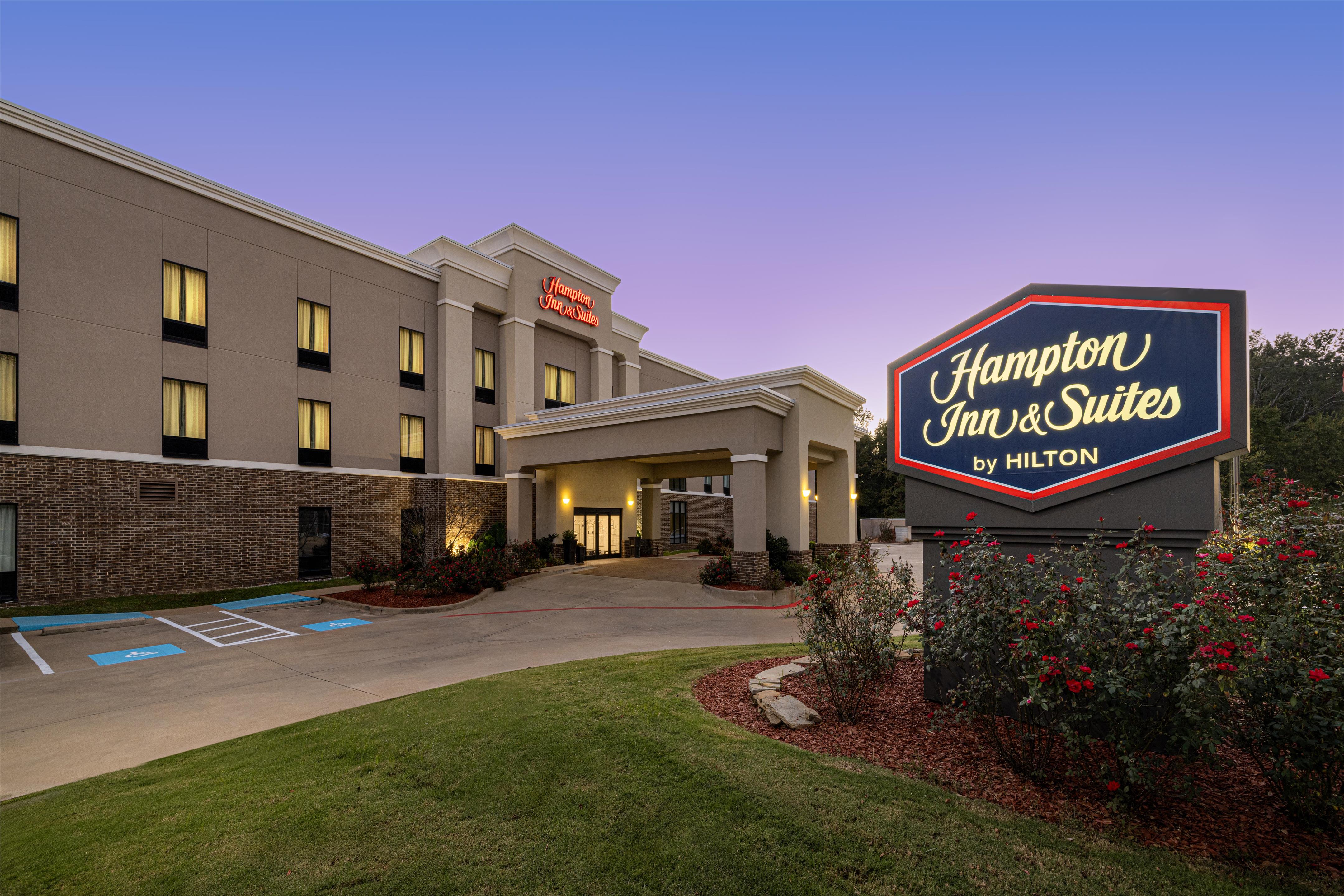 Exterior | Hampton Inn & Suites Hope