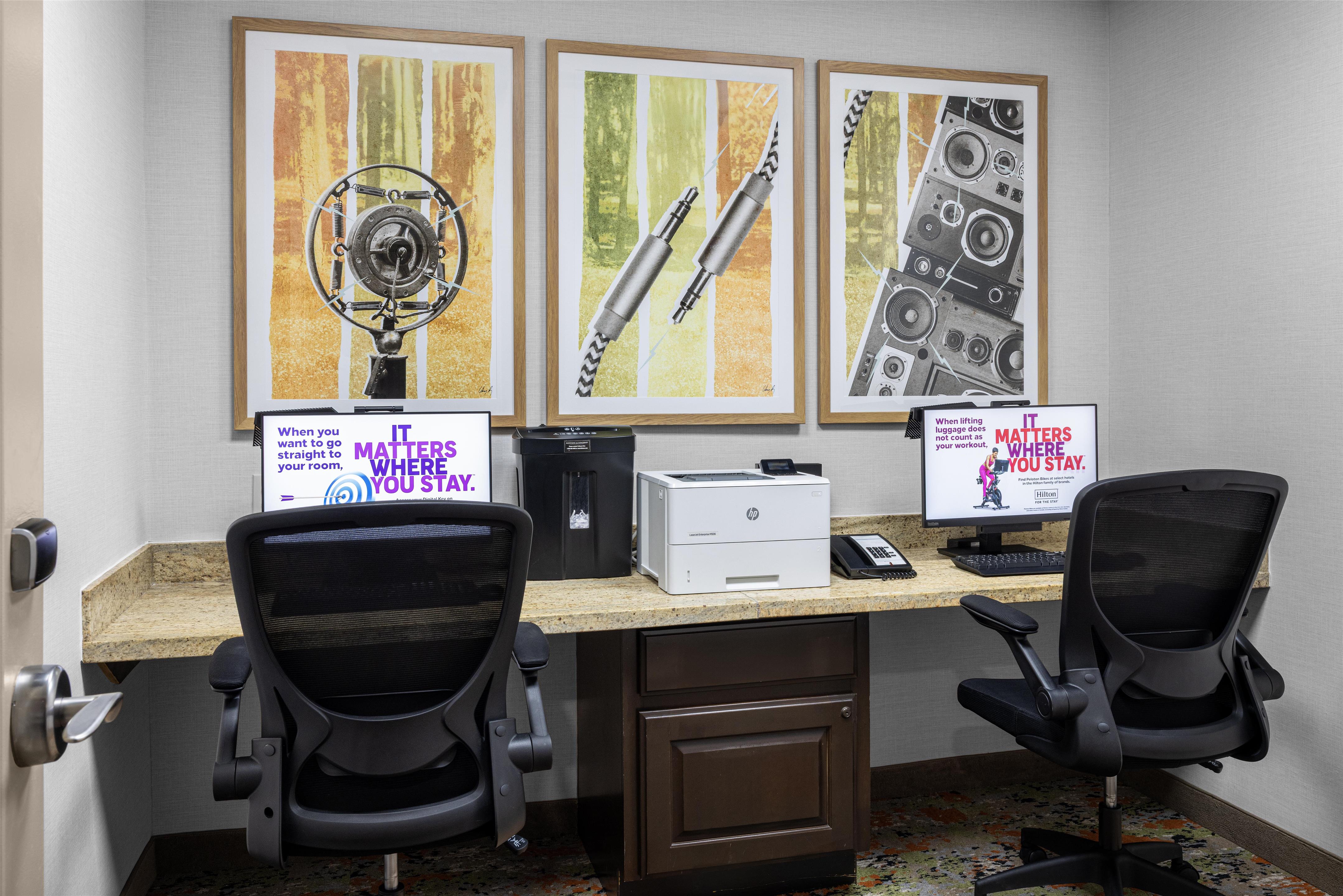 Business Center | Hampton Inn & Suites Hope