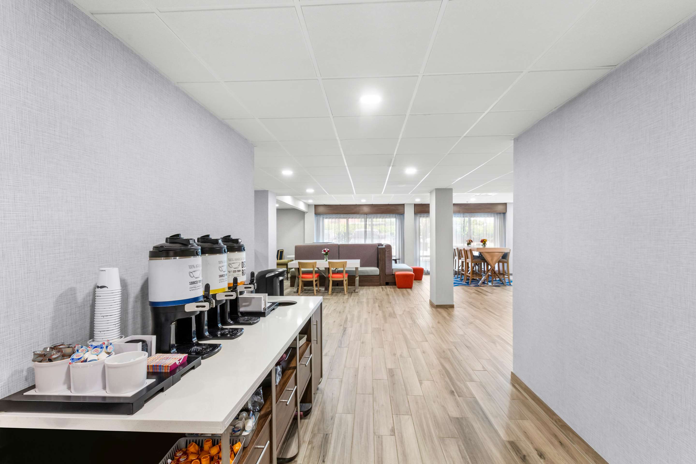 Restaurant | Hampton Inn Knoxville - Airport