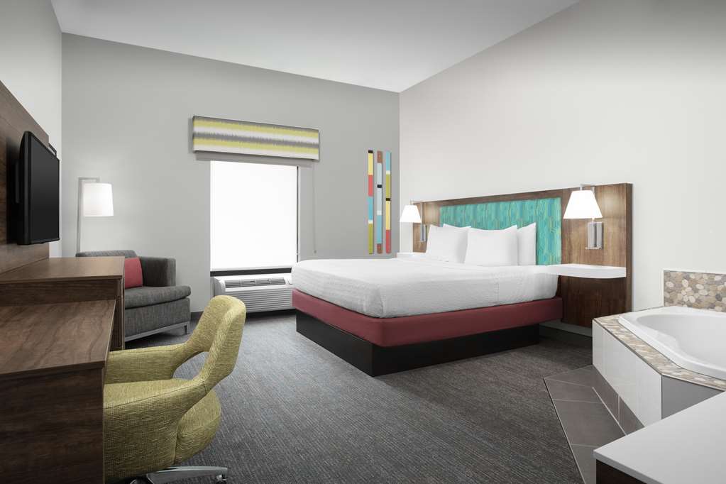Hampton Inn Dandridge, TN-guestroom-Guest Room,On-Site.jpg