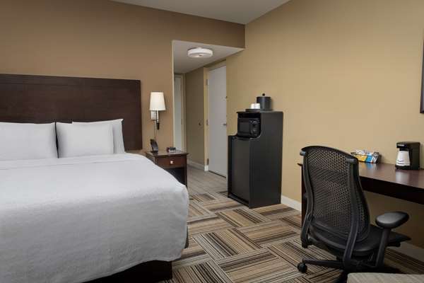  - Hampton Inn East Knoxville - I-40, Exit 398