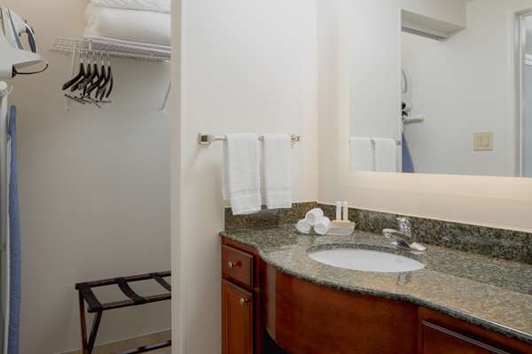  - Homewood Suites by Hilton Knoxville - I-40 & I-75, Exit 374