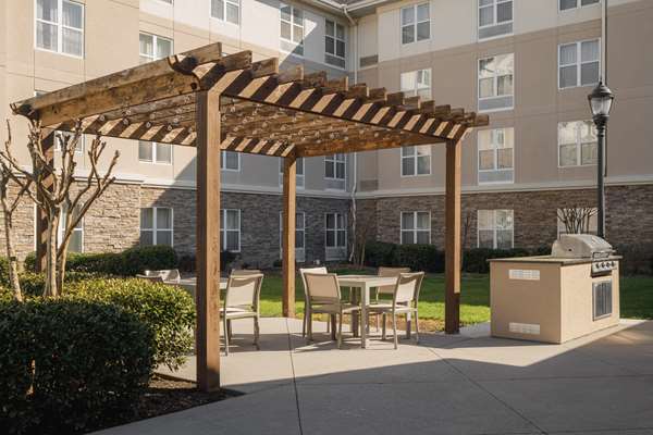  - Homewood Suites by Hilton Knoxville - I-40 & I-75, Exit 374