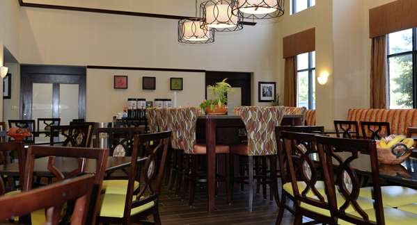 Amenities - Hampton Inn & Suites North Knoxville - I-75, Exit 108