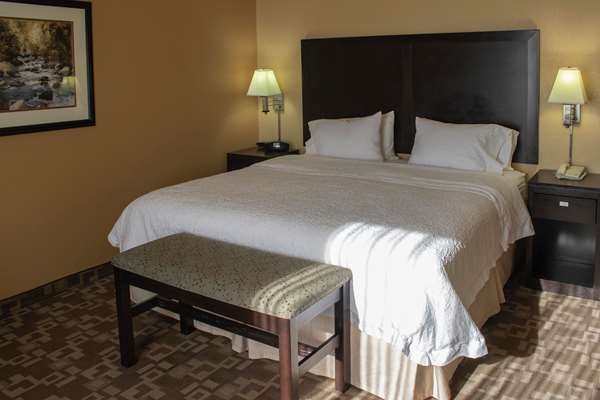  - Hampton Inn & Suites North Knoxville - I-75, Exit 108
