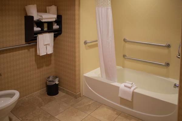  - Hampton Inn & Suites North Knoxville - I-75, Exit 108