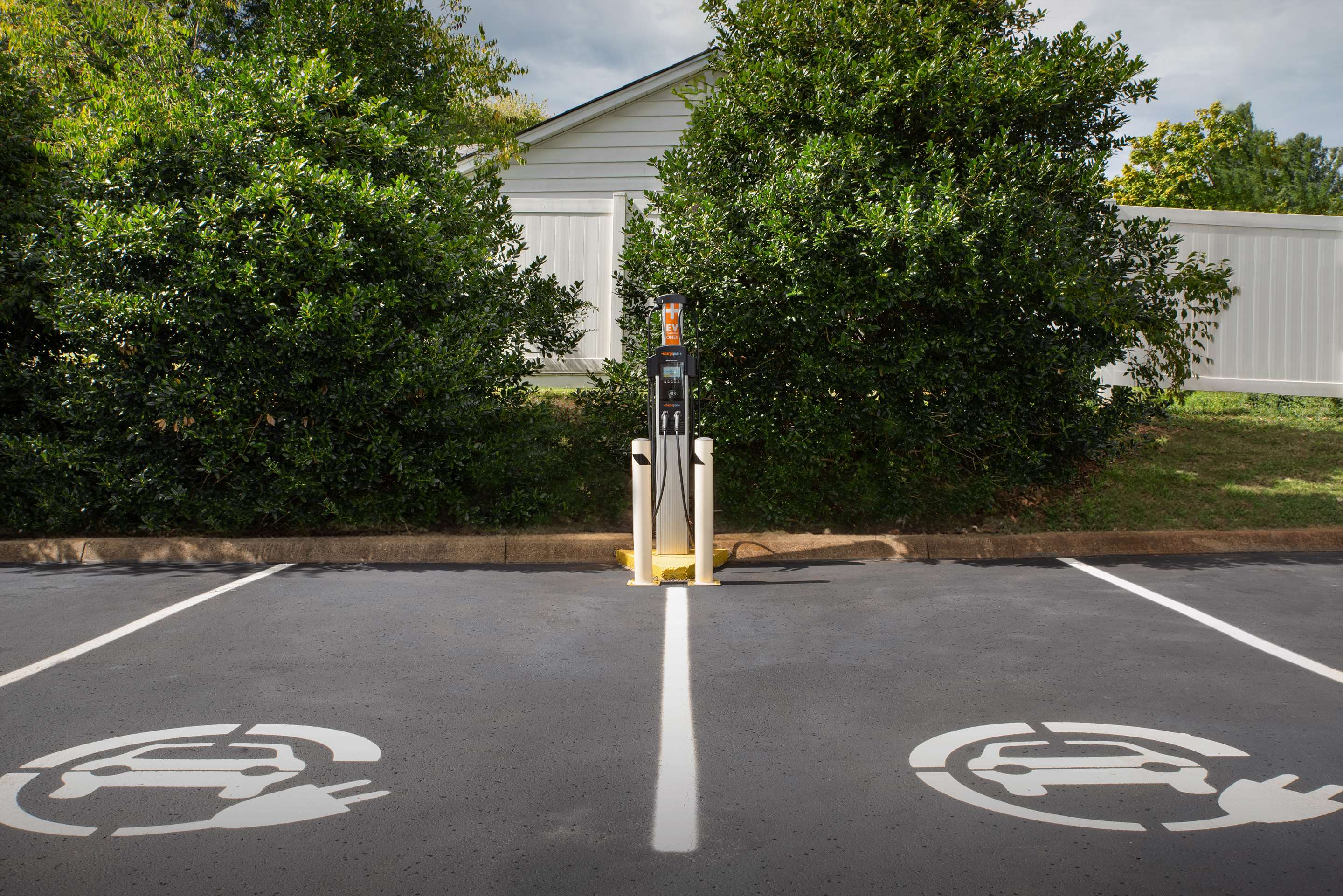 Exterior | Hampton Inn & Suites-Knoxville/North I-75