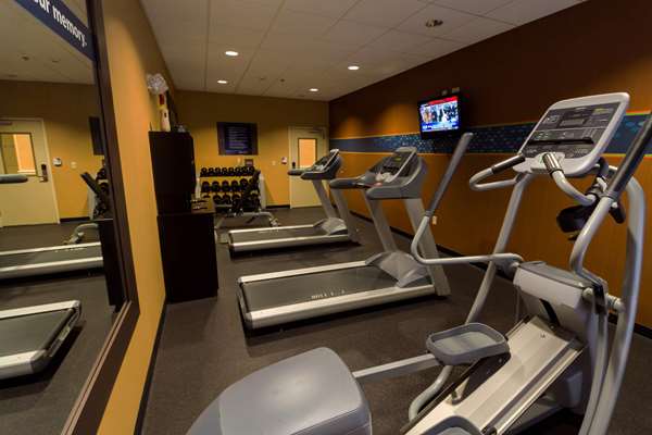 Fitness/ Exercise Room - Hampton Inn & Suites Kodak - I-40, Exit 407
